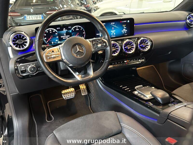Mercedes-Benz Classe A A 180 d Premium Night edition auto