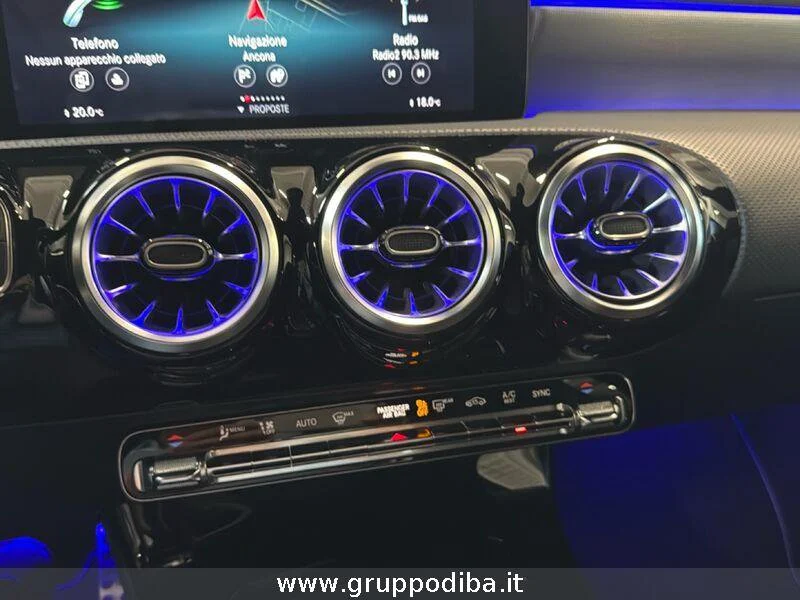 Mercedes-Benz Classe A A 180 d Premium Night edition auto