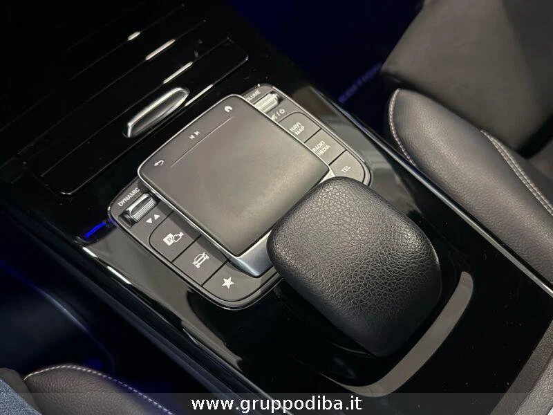 Mercedes-Benz Classe A A 180 d Premium Night edition auto