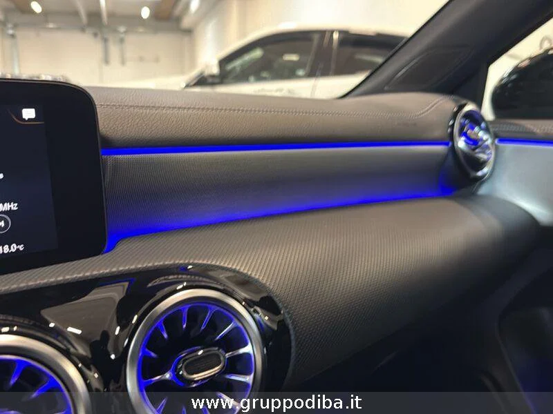Mercedes-Benz Classe A A 180 d Premium Night edition auto