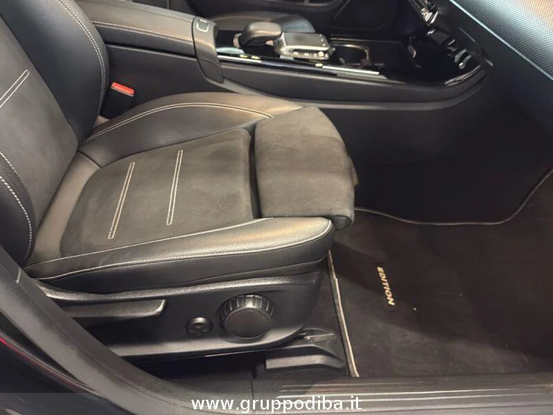 Mercedes-Benz Classe A A 180 d Premium Night edition auto
