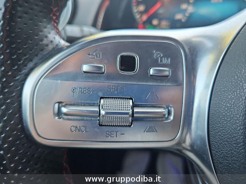 Mercedes-Benz EQB EQB 300 Premium 4matic