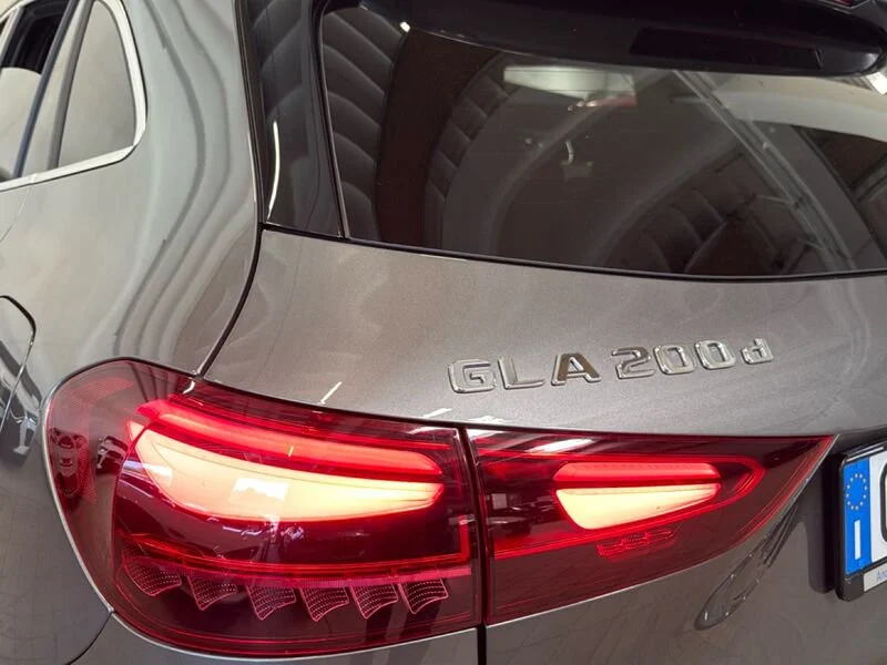 Mercedes-Benz GLA GLA 200 d AMG Line Advanced Plus auto