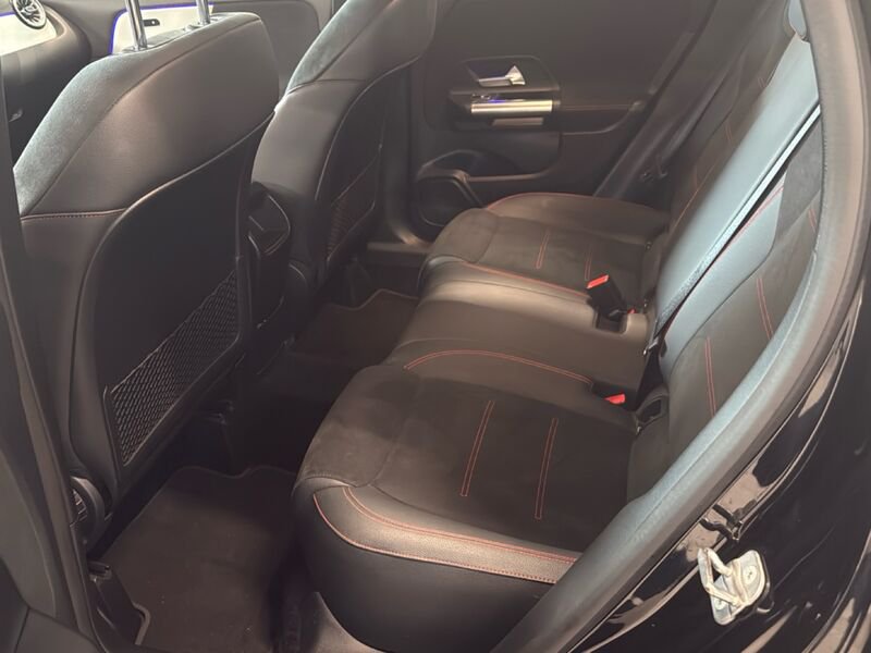 Mercedes-Benz GLA GLA 200 d AMG Line Premium 4matic auto