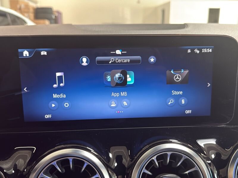 Mercedes-Benz GLA GLA 200 d AMG Line Premium 4matic auto