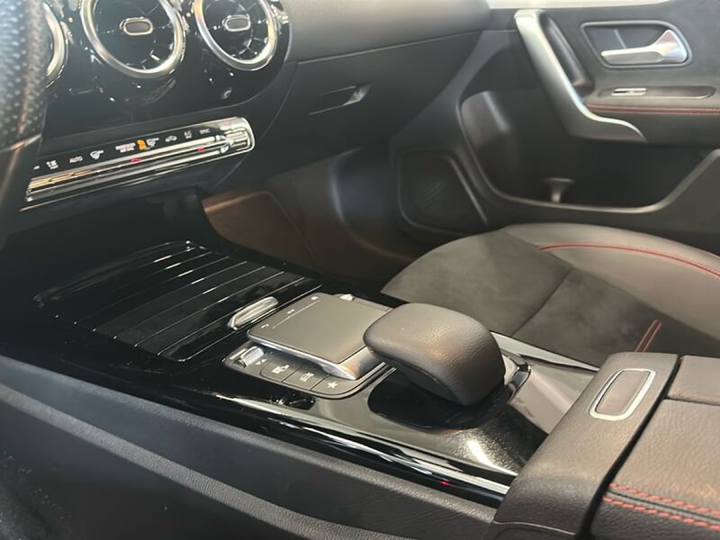Mercedes-Benz CLA Shooting Brake CLA Shooting Brake 200 d Sport auto