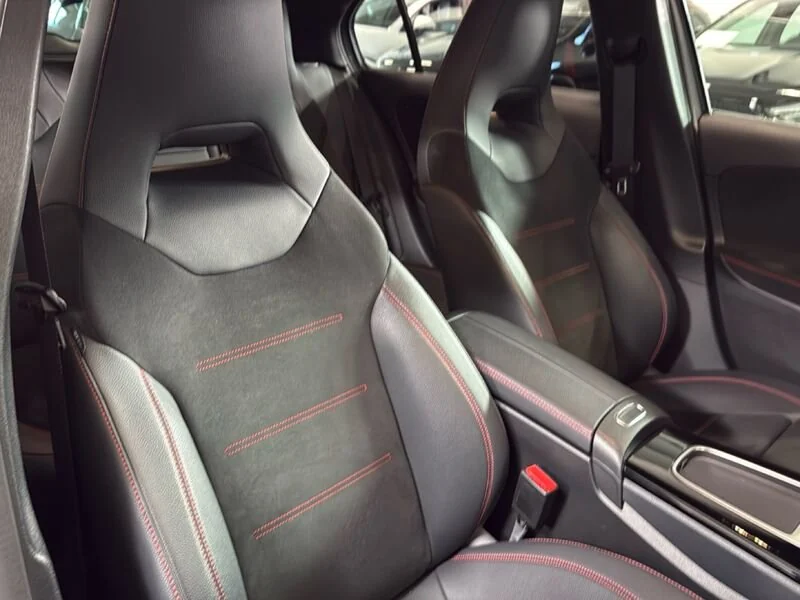 Mercedes-Benz Classe A A 200 d AMG Line Premium Plus auto