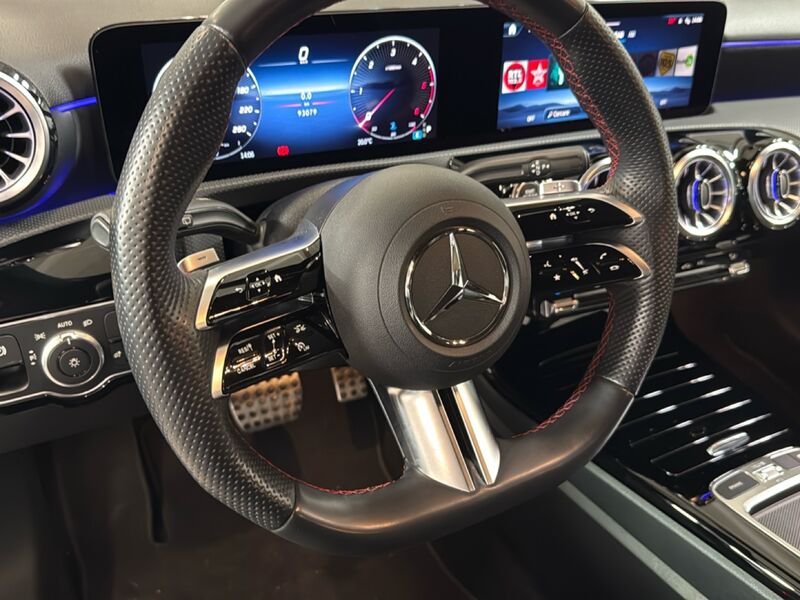 Mercedes-Benz Classe A A 200 d AMG Line Premium Plus auto