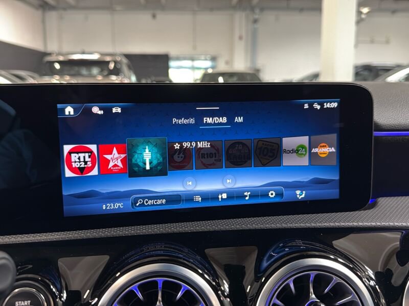 Mercedes-Benz Classe A A 200 d AMG Line Premium Plus auto