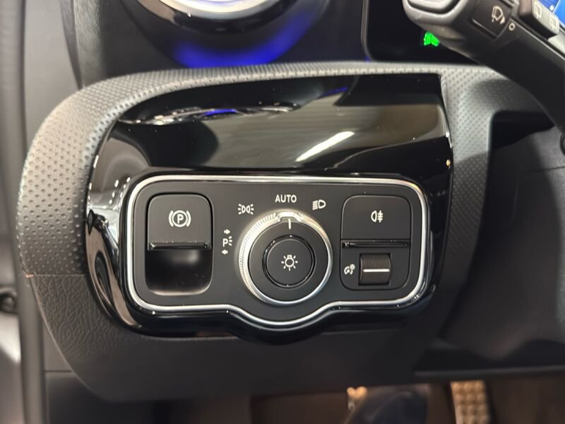 Mercedes-Benz Classe A A 200 d AMG Line Premium Plus auto
