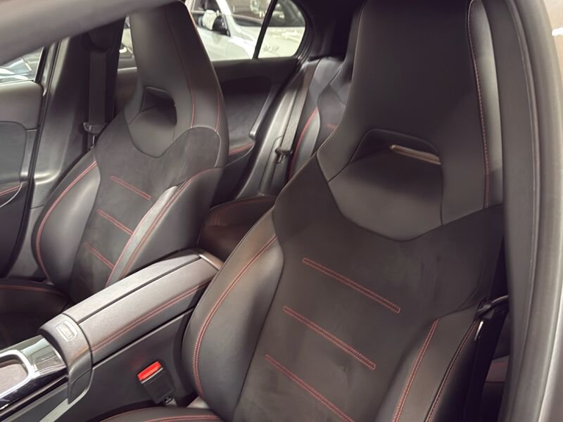 Mercedes-Benz Classe A A 200 d AMG Line Premium Plus auto