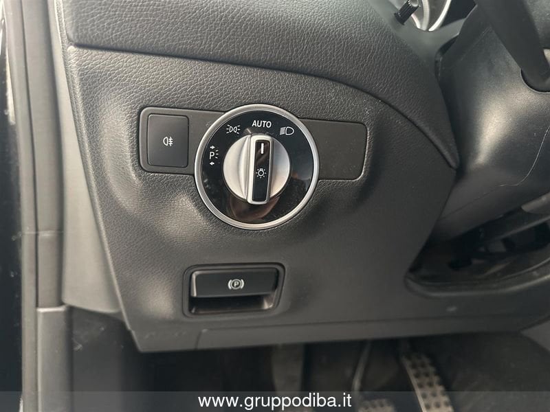 Mercedes-Benz CLA Coupe CLA 180 d Premium FL