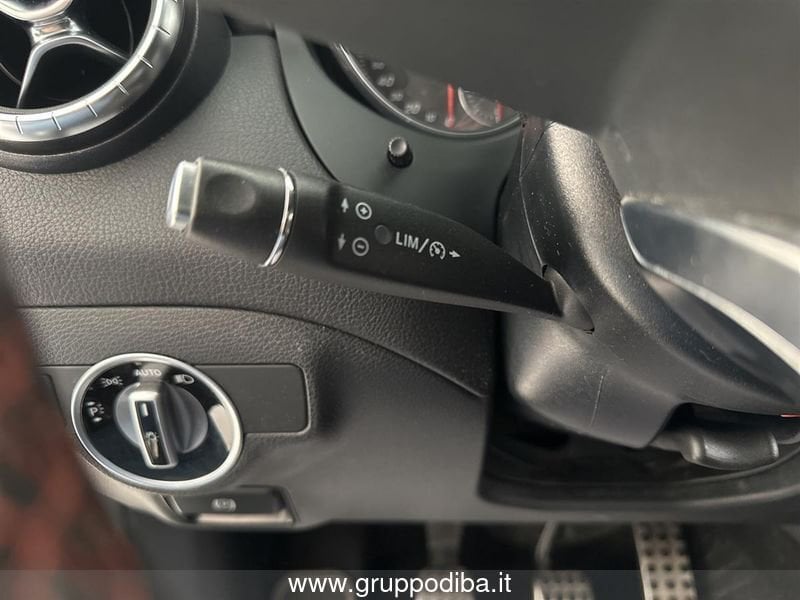 Mercedes-Benz CLA Coupe CLA 180 d Premium FL