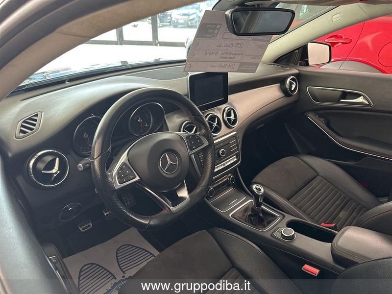 Mercedes-Benz CLA Coupe CLA 180 d Premium FL
