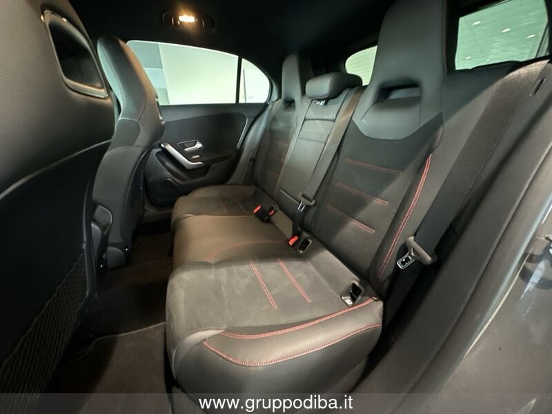 Mercedes-Benz Classe A Compatta A 180 d AMG Line Premium auto