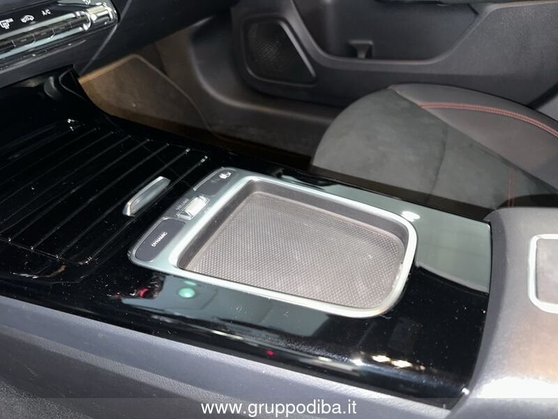 Mercedes-Benz Classe A Compatta A 180 d AMG Line Premium auto