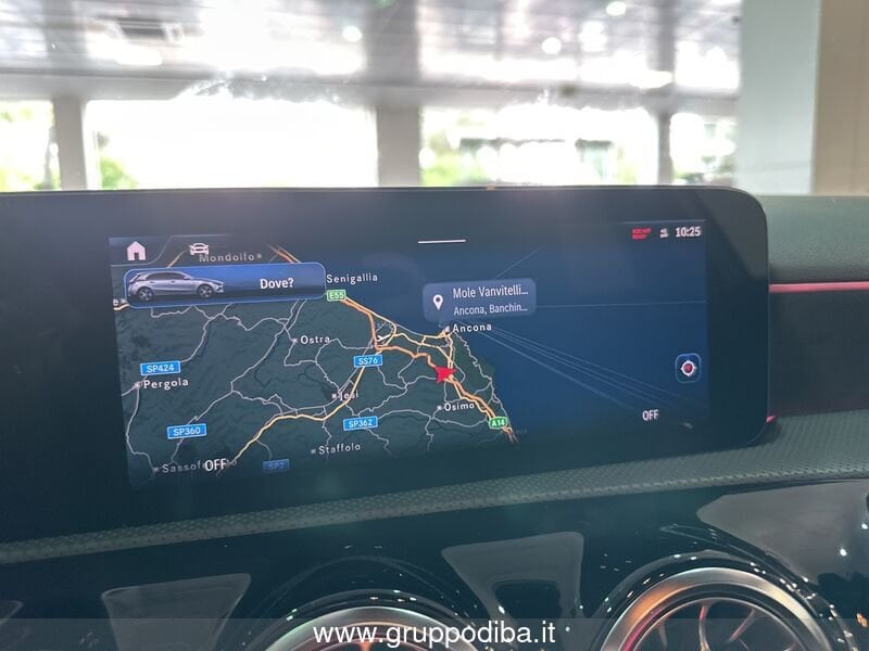 Mercedes-Benz Classe A Compatta A 180 d AMG Line Premium auto