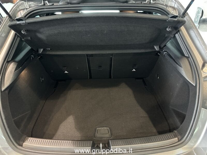 Mercedes-Benz Classe A Compatta A 180 d AMG Line Premium auto