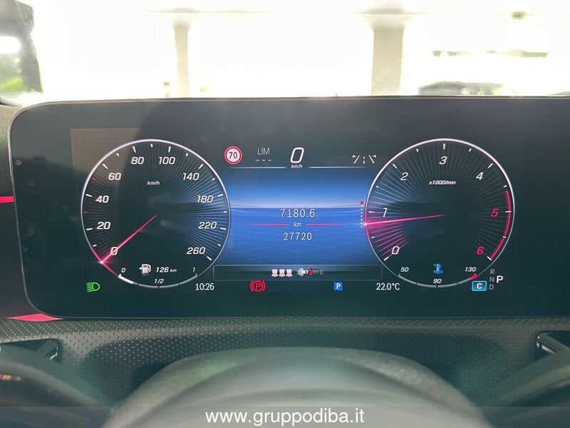 Mercedes-Benz Classe A Compatta A 180 d AMG Line Premium auto