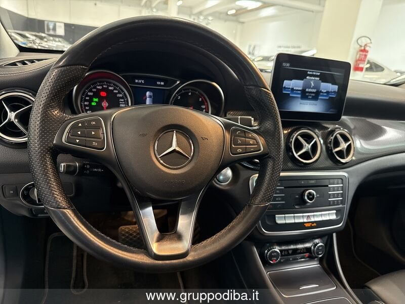 Mercedes-Benz GLA GLA 200 d Night Edition auto