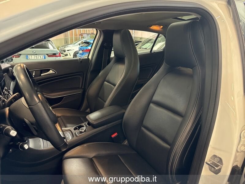Mercedes-Benz GLA GLA 200 d Night Edition auto
