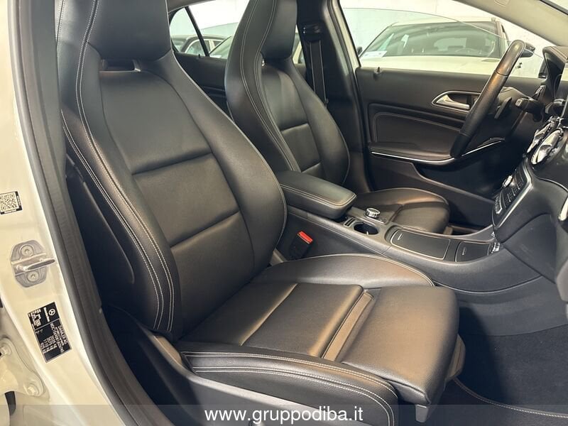 Mercedes-Benz GLA GLA 200 d Night Edition auto