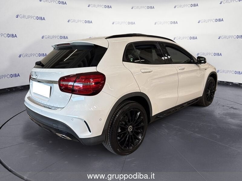 Mercedes-Benz GLA GLA 200 d Night Edition auto