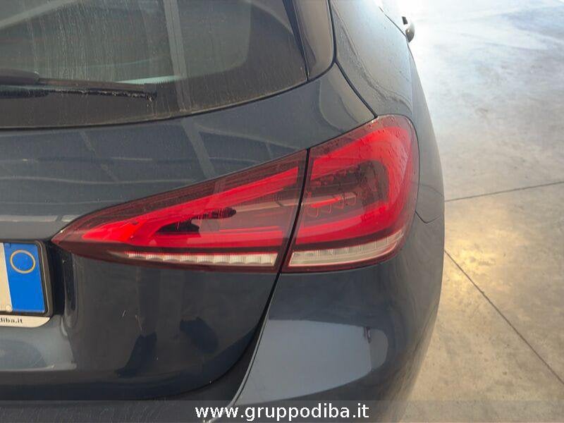 Mercedes-Benz Classe A Berlina A 180 d Sport auto