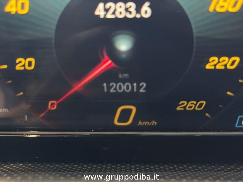 Mercedes-Benz Classe A Berlina A 180 d Sport auto