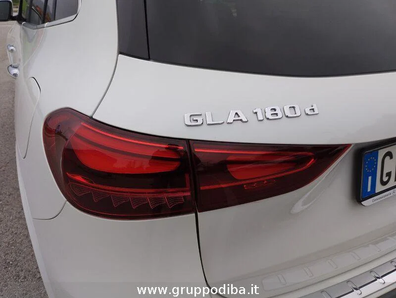 Mercedes-Benz GLA GLA 180 d AMG Line Advanced Plus auto