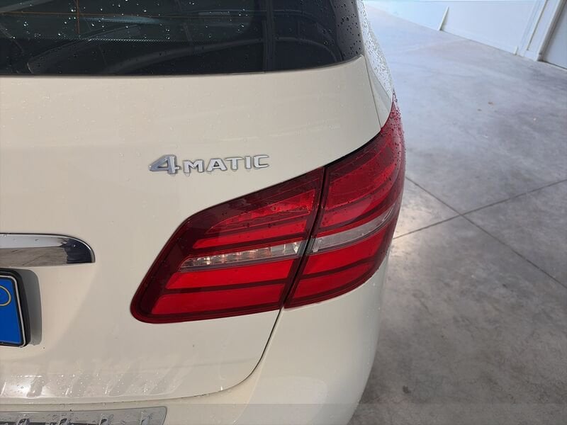 Mercedes-Benz Classe B B 200 d Sport Activity edition 4matic auto