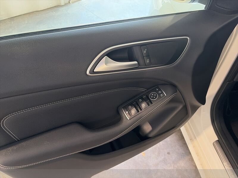 Mercedes-Benz Classe B B 200 d Sport Activity edition 4matic auto