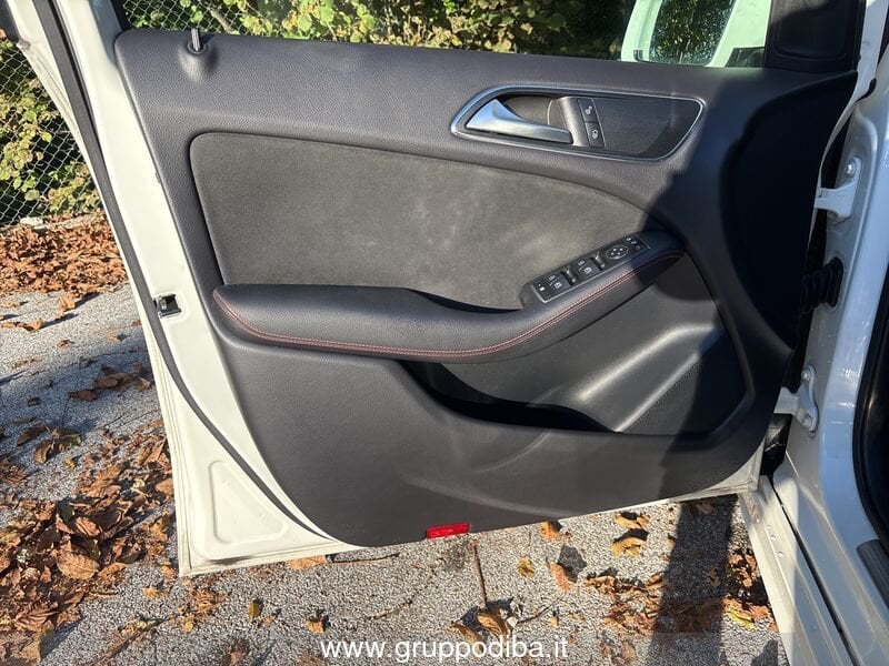 Mercedes-Benz Classe B B 200 d Premium Next 4matic auto