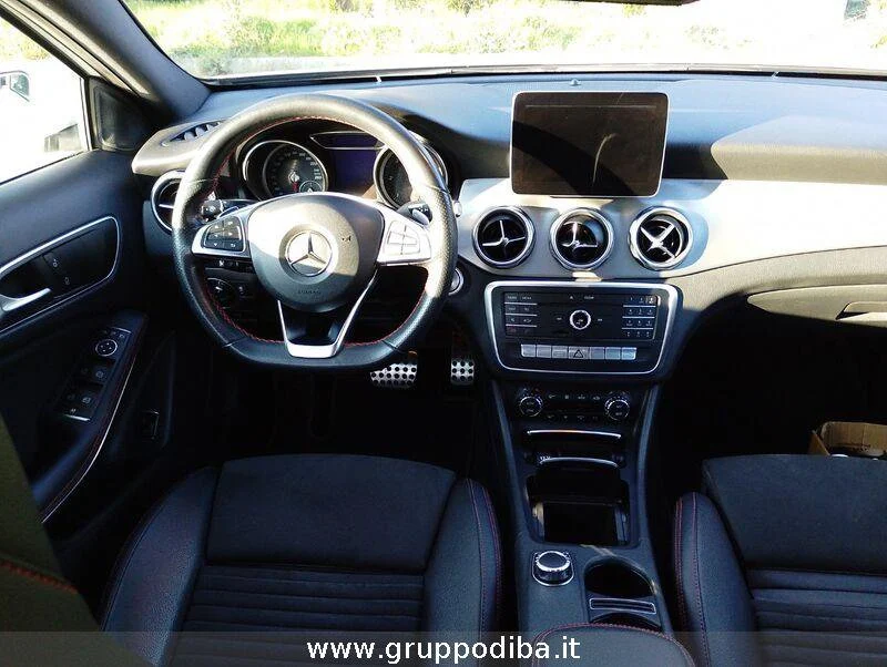 Mercedes-Benz GLA GLA 200 d Premium 4matic auto