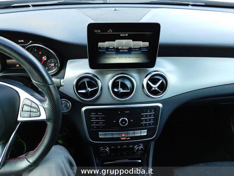 Mercedes-Benz GLA GLA 200 d Premium 4matic auto