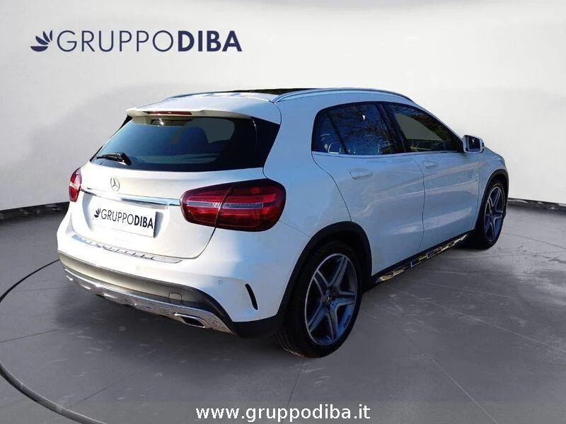 Mercedes-Benz GLA GLA 200 d Premium 4matic auto