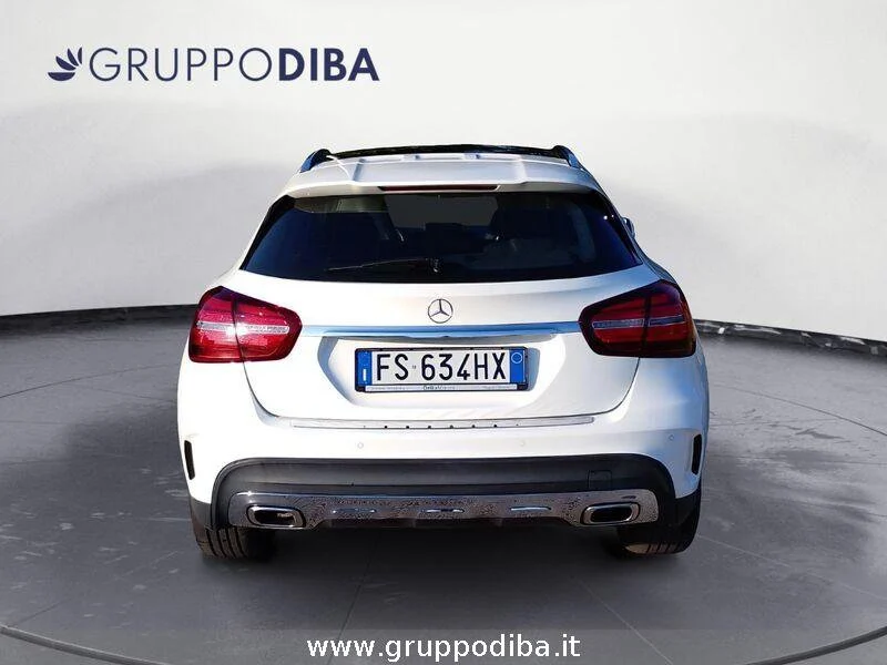 Mercedes-Benz GLA GLA 200 d Premium 4matic auto
