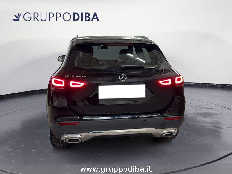 Mercedes-Benz GLA GLA 180 d Sport auto