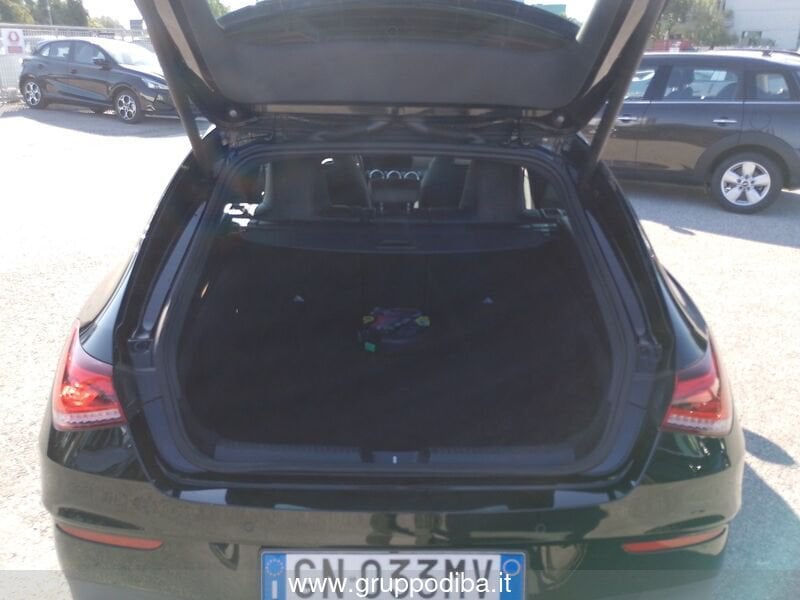 Mercedes-Benz CLA Shooting Brake CLA Shooting Brake 200 Premium auto