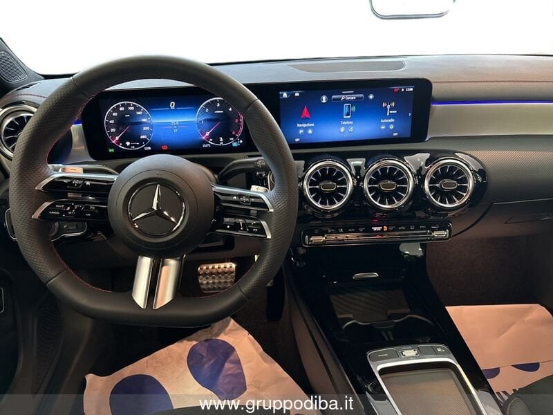 Mercedes-Benz CLA Shooting Brake CLA Shooting Brake 180 d AMG Line Advanced Plus au