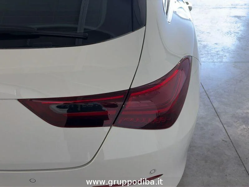 Mercedes-Benz CLA Shooting Brake CLA Shooting Brake 180 d Advanced auto