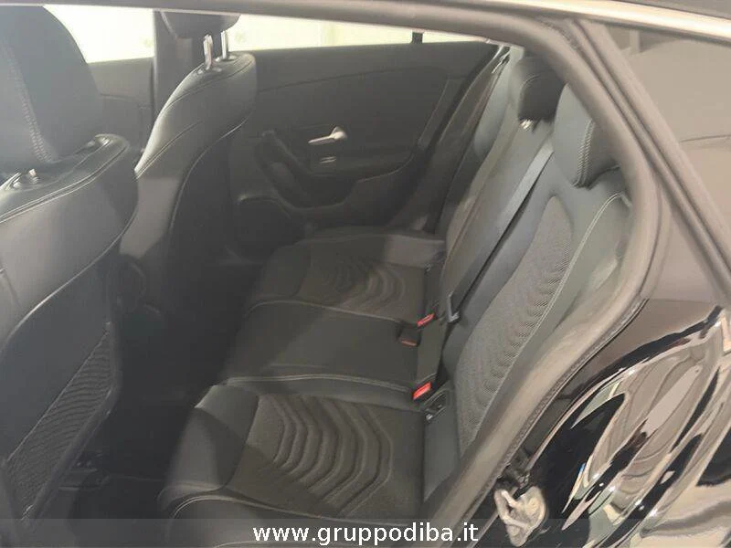 Mercedes-Benz CLA Shooting Brake CLA Shooting Brake 180 d Advanced auto