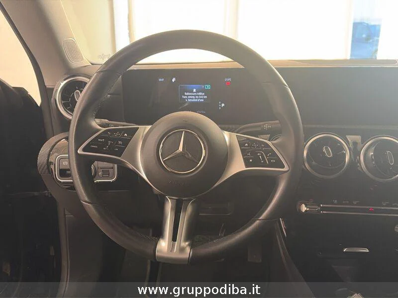 Mercedes-Benz CLA Shooting Brake CLA Shooting Brake 180 d Advanced auto