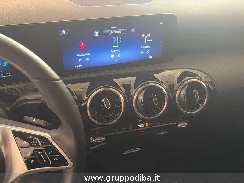 Mercedes-Benz CLA Shooting Brake CLA Shooting Brake 180 d Advanced auto