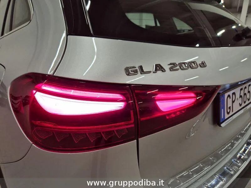 Mercedes-Benz GLA GLA 200 d Progressive Advanced auto