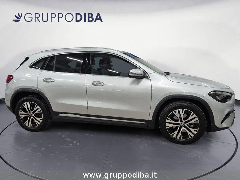 Mercedes-Benz GLA GLA 200 d Progressive Advanced auto
