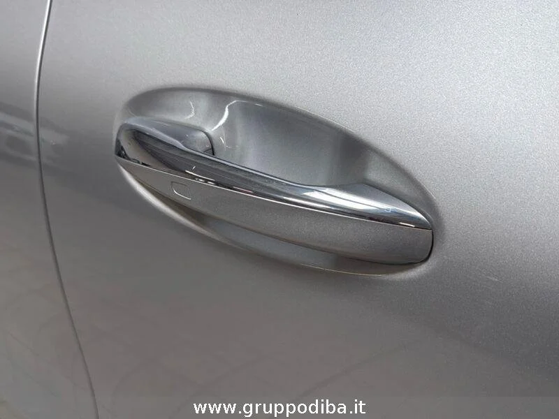 Mercedes-Benz GLA GLA 200 d Progressive Advanced auto