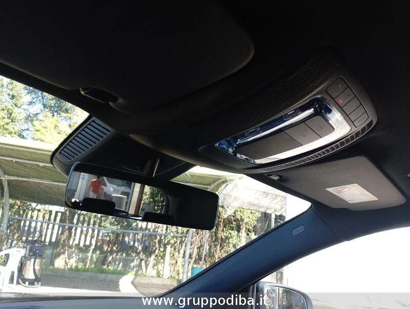 Mercedes-Benz GLA GLA 180 d Premium auto