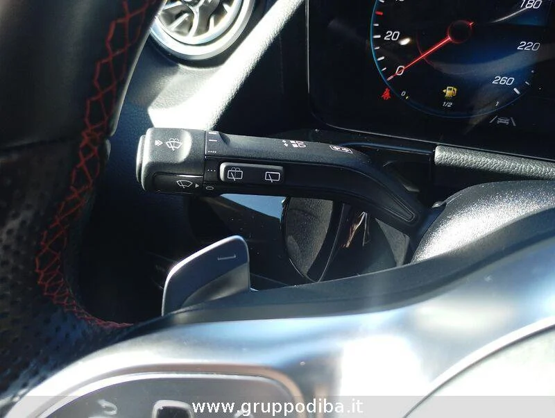 Mercedes-Benz GLA GLA 180 d Premium auto
