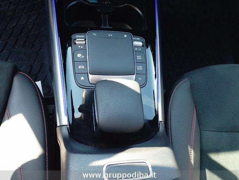 Mercedes-Benz GLA GLA 180 d Premium auto